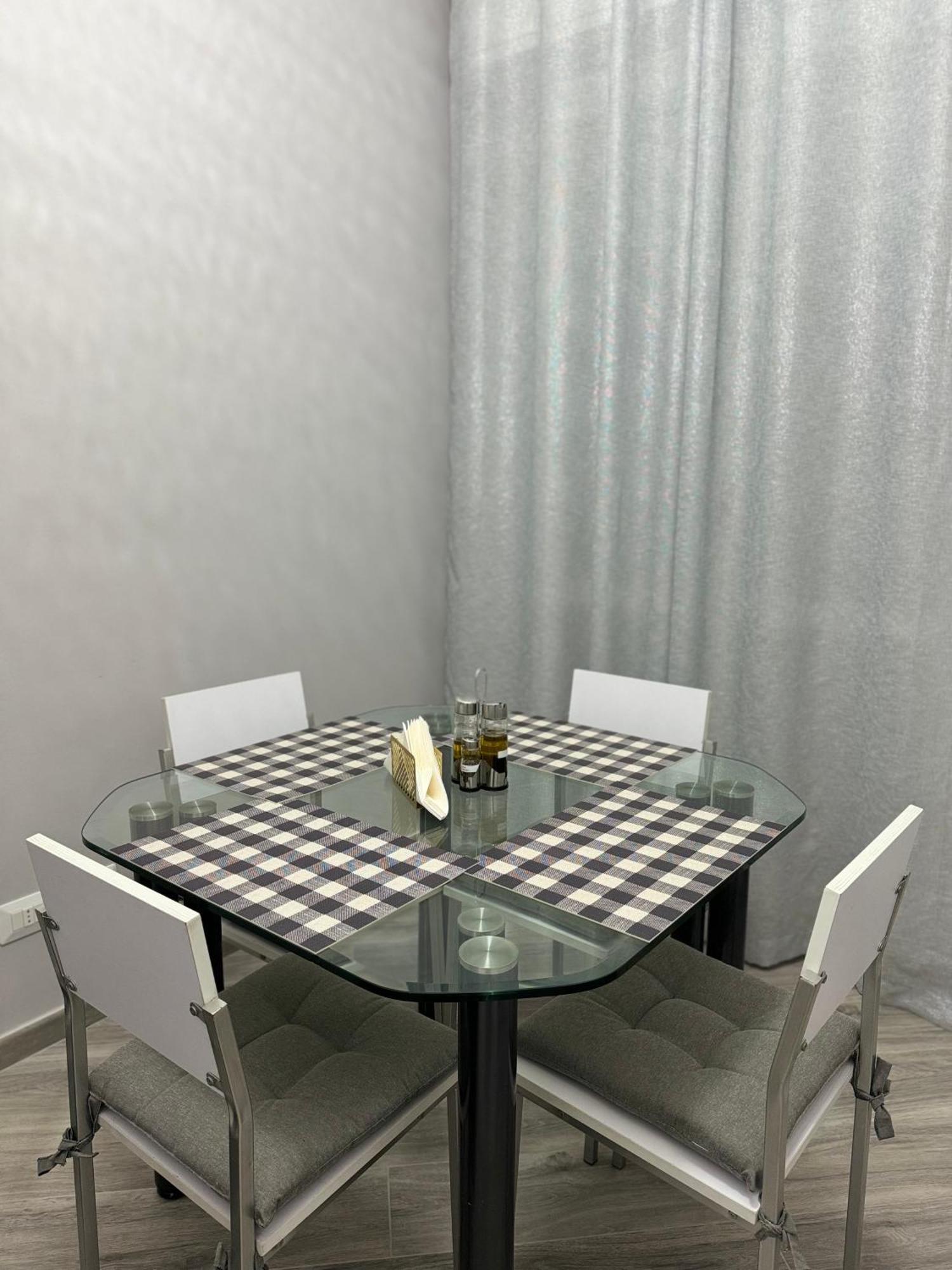 帕爾馬Trento House Zona Stazione Centro Storico公寓 外观 照片
